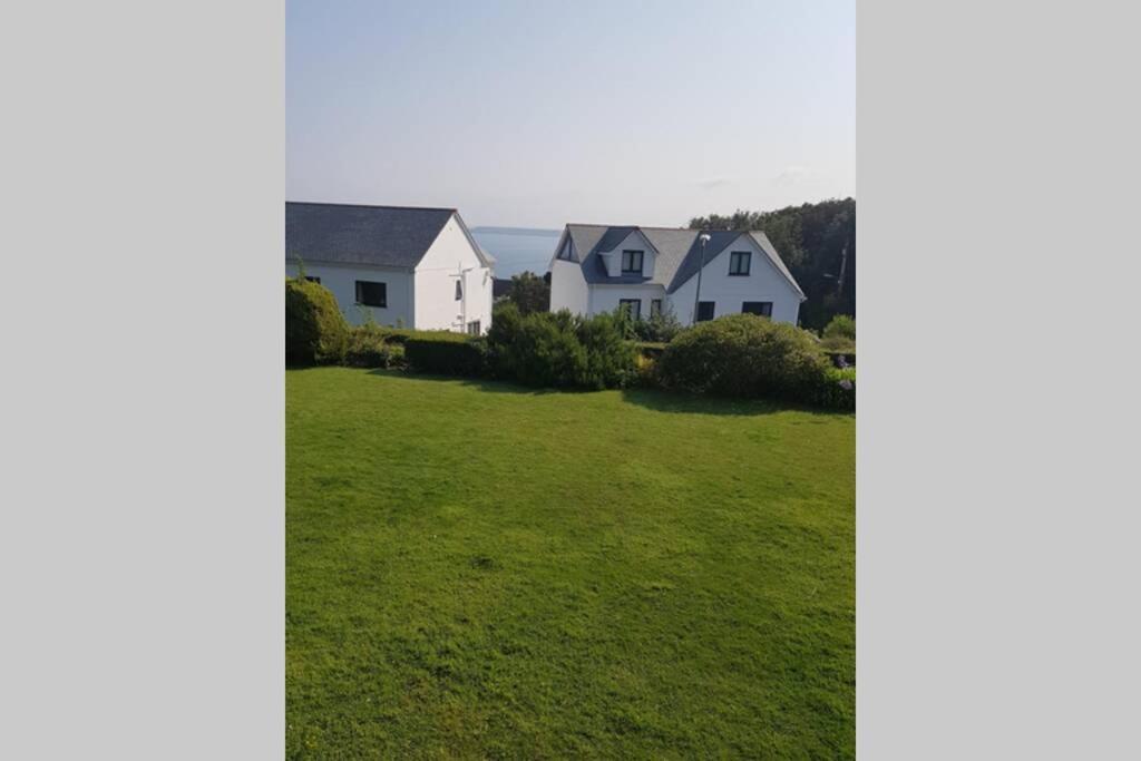 St Ives Apartment Private Parking With Garden 10 Minute Walk Into Town And Beach Eksteriør billede